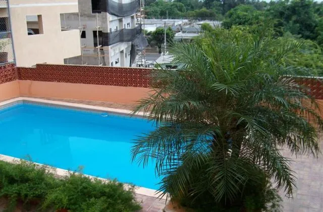 Aparthotel Drake Bolivar pool 1